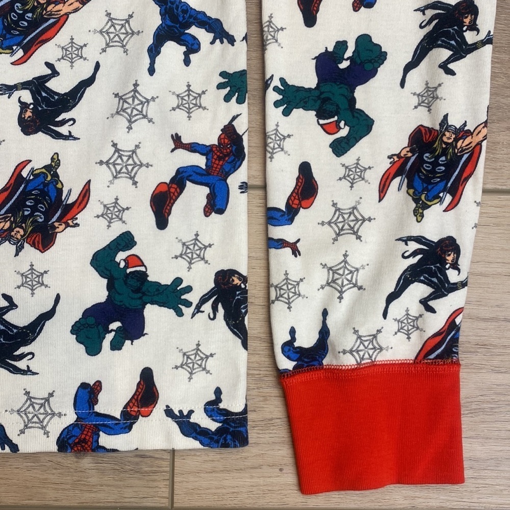 Hanna Andersson |‎ Marvel Avengers | Christmas Pajama Top - Picture 10 of 13